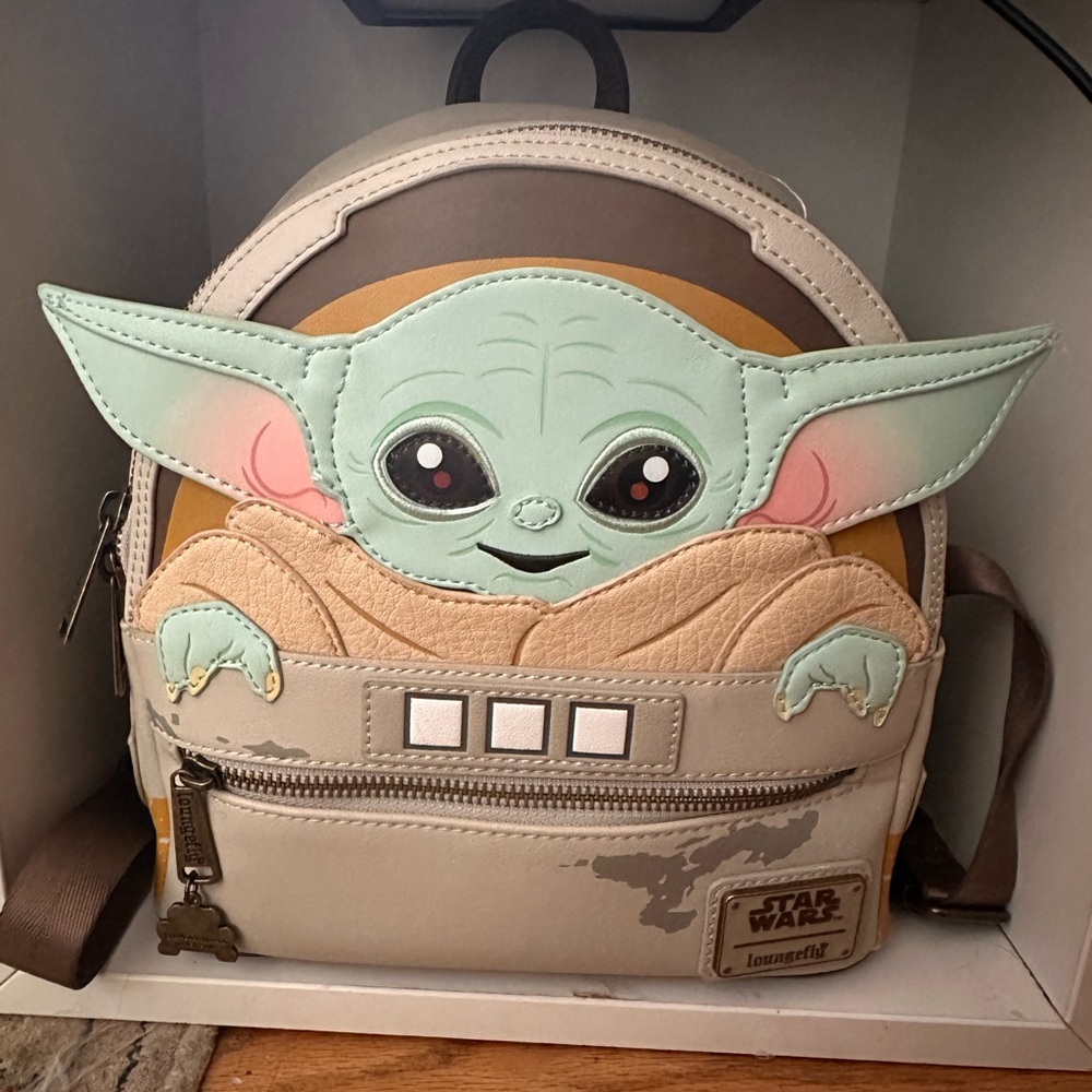 Star Wars Loungefly Baby Yoda Mini Backpack   PRICE IS FIRM